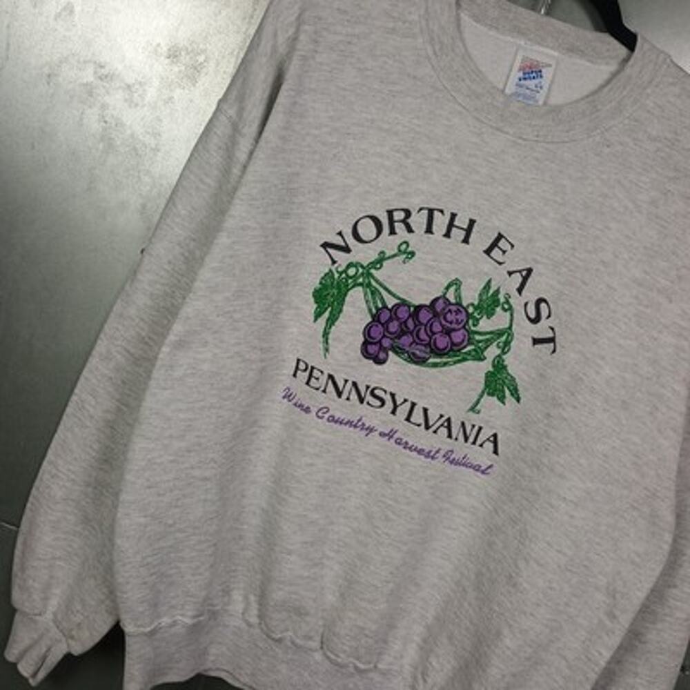 Northeast Pennsylvania Grape Wine Funny Cute Crewneck Sweatshirt Large Vintage